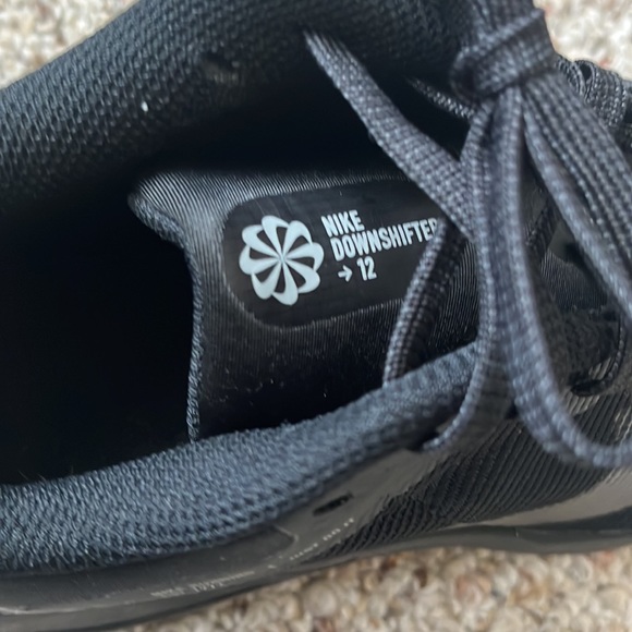 Nike Sneakers - Picture 6 of 7